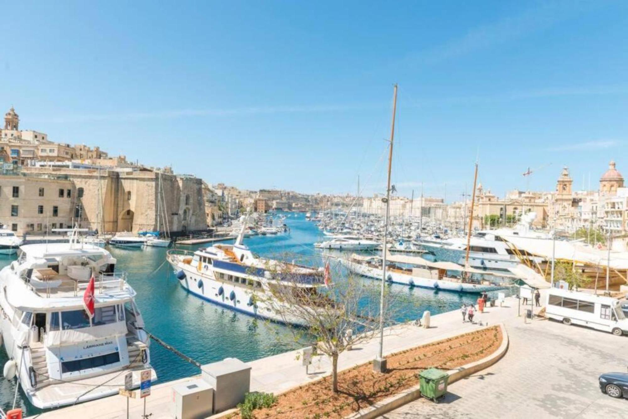 Authentic Gf Apartment With Terrace At The 3 Cities Marina Cospicua Exteriér fotografie